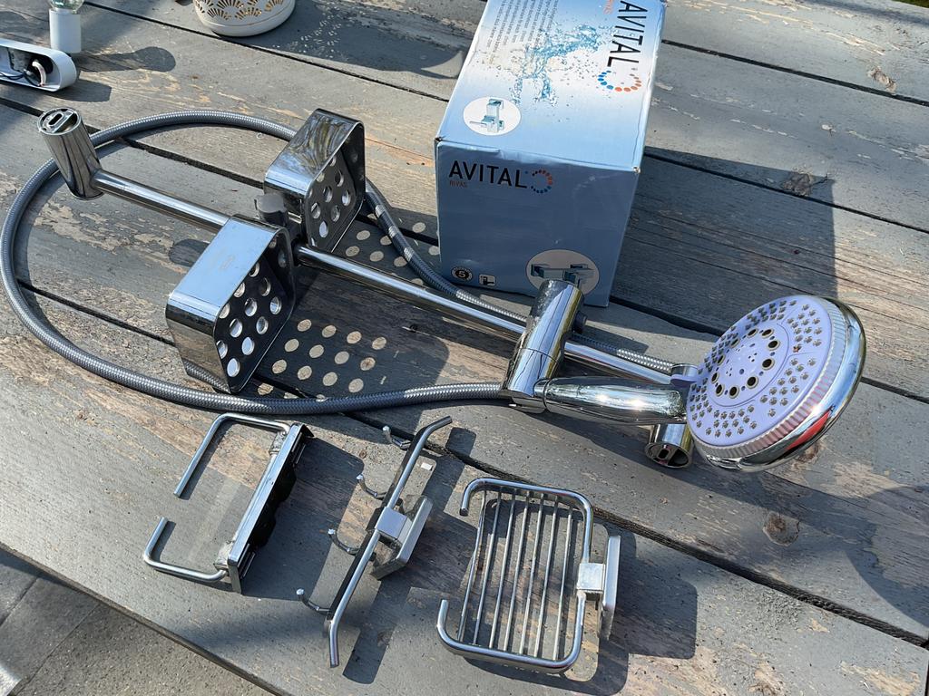 Complete douche set kraan is nieuw rest gebruikt, Doe-het-zelf en Verbouw, Sanitair, Ophalen, Gebruikt, Douche