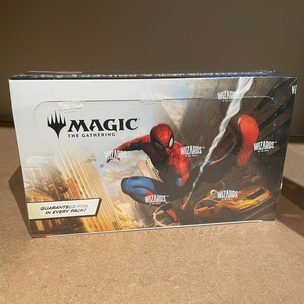 Spider Man Play booster box Magic The Gathering, Ophalen of Verzenden, Zo goed als nieuw