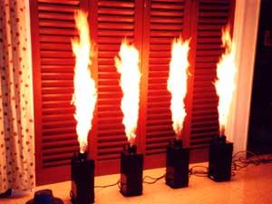 SUPERPROMO Nieuwe FIRST CLASS VUURMACHINE, Audio, Tv en Foto, Karaoke-apparatuur, Nieuw, Complete set, Ophalen of Verzenden