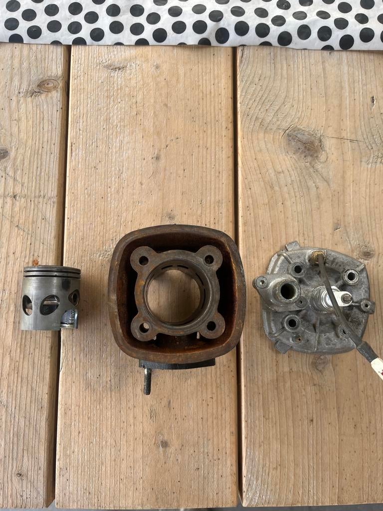 Piaggio DR 70cc LC cilinder met zuiger en kop, Ophalen of Verzenden, Gebruikt, Cilinder