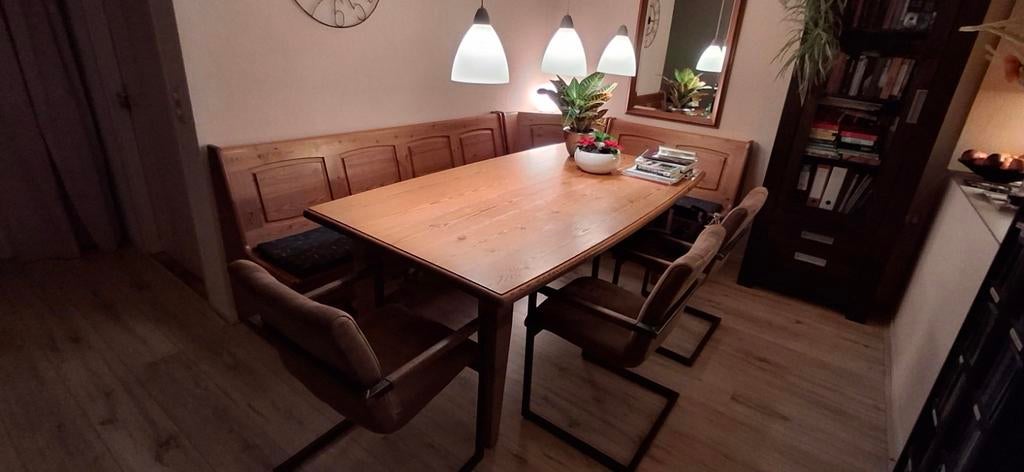 Fraaie 'Oostenrijkse' zithoek van Russisch grenen, Ophalen, Gebruikt, Rechthoekig, 200 cm of meer