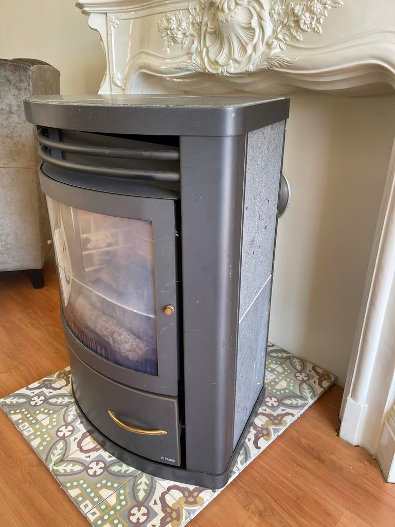 Faber gaskachel met speksteen - glas gebroken, Huis en Inrichting, Kachels, Gebruikt, Gas, Ophalen of Verzenden, Vrijstaand