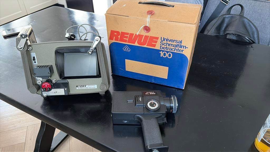 Vintage filmcamera super 8 en projector., Spelcomputers en Games, Spelcomputers | Overige, Ophalen, Zo goed als nieuw
