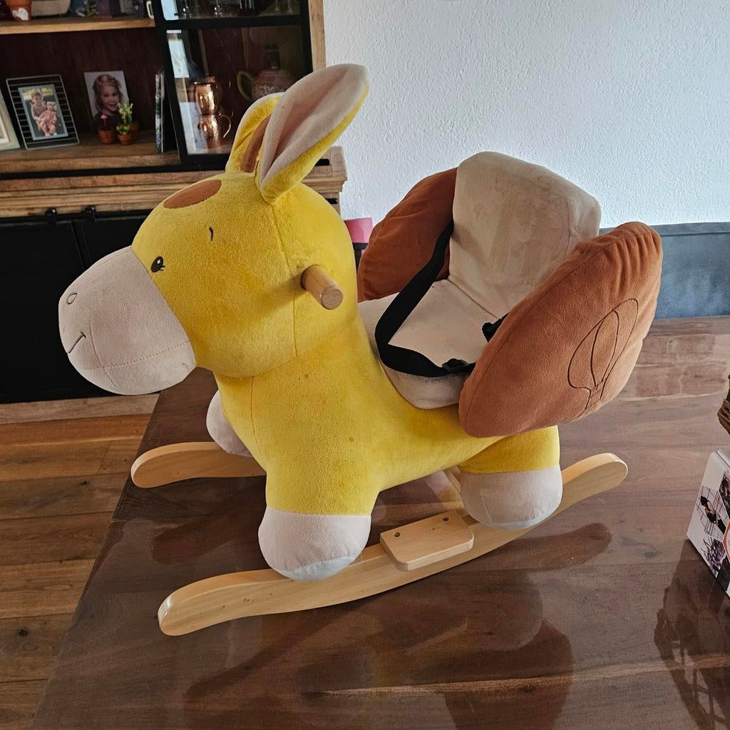 Hobbelpaard Giraffe, Ophalen, Zo goed als nieuw, Jongen of Meisje