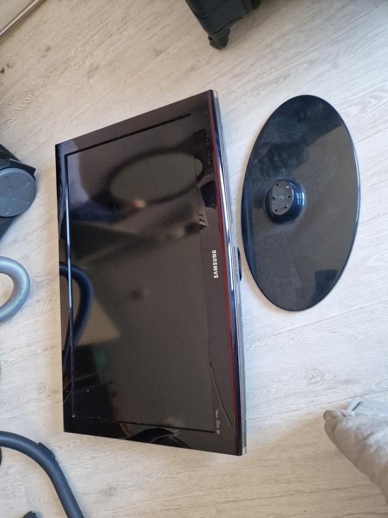 Samsung TV met standaard, Gebruikt, 50 Hz, Ophalen of Verzenden, Samsung