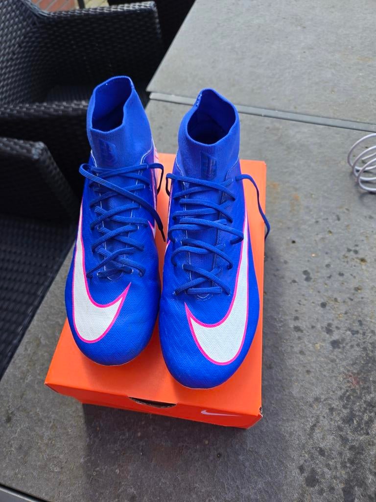 Zgan voetbalschoenen maat 40 nike, Ophalen of Verzenden, Zo goed als nieuw, Schoenen