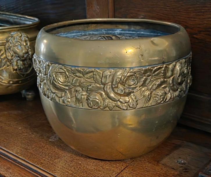 Antieke koperen bloempot, 2, roosdecoratie, 23 cm doorsnee, Antiek en Kunst, Antiek | Koper en Brons, Ophalen of Verzenden