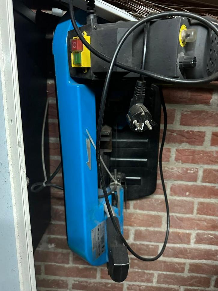 Metaal lintzaag - Goed werkend, incl. reserve zaaglinten, Doe-het-zelf en Verbouw, Gereedschap | Zaagmachines, Gebruikt, Lintzaag