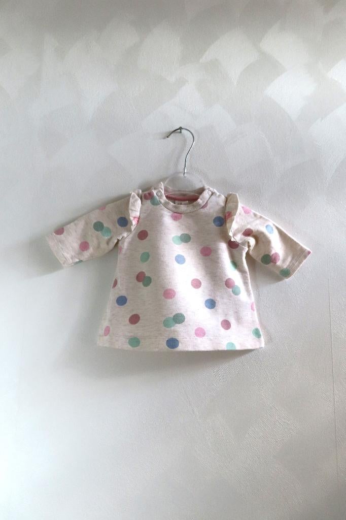Shirt Creme Stippen H&M mt 50 (4417), Kinderen en Baby's, Babykleding | Maat 50, Meisje, H&M, Ophalen of Verzenden, Zo goed als nieuw