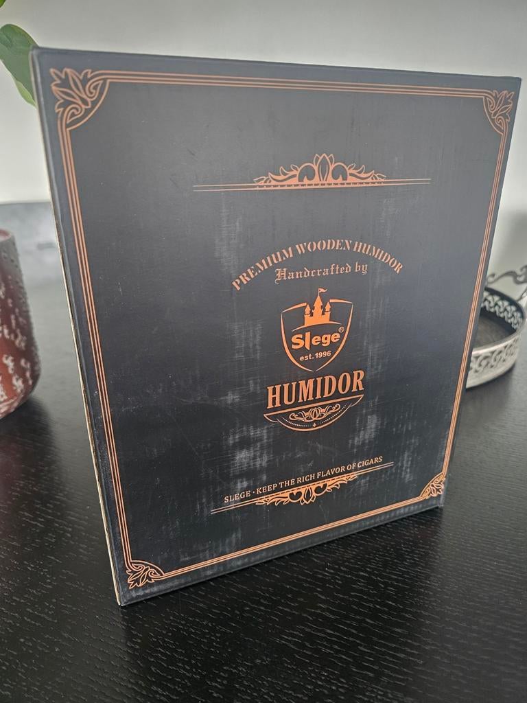 Slege humidor, Ophalen of Verzenden, Nieuw, Tabaksdoos of Verpakking