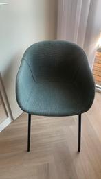 Twee groene (kuip) stoelen met zwarte metalen poten, Ophalen, Gebruikt, Twee, Overige kleuren