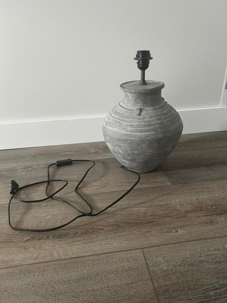 Grijze lampenvoet, Ophalen, Zo goed als nieuw, Minder dan 50 cm