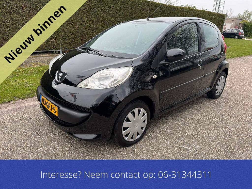 Peugeot 107 1.0 12V 5DR 2008 Zwart, Voorwielaandrijving, Euro 5, 4 stoelen, Origineel Nederlands