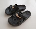 Nike slippers, maat 39, Kleding | Dames, Verzenden, Zwart, Nike, Zo goed als nieuw