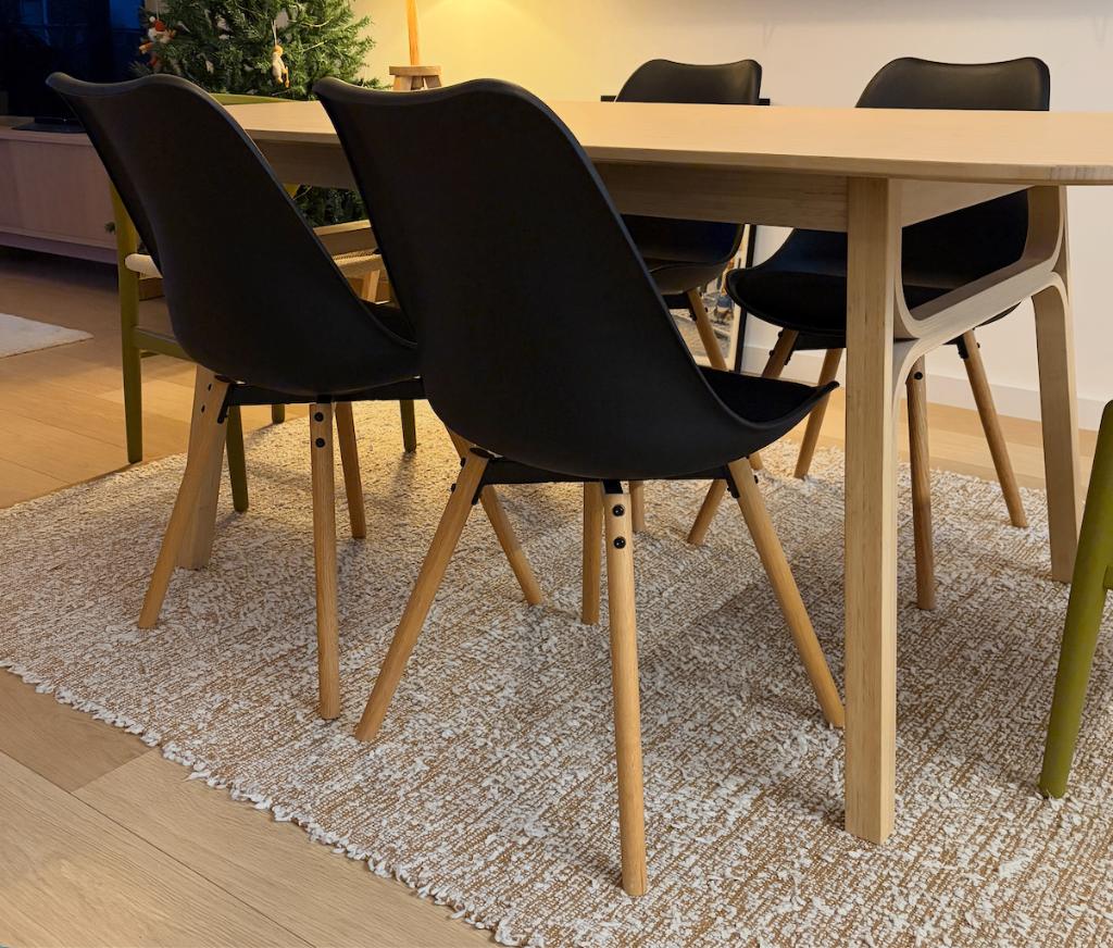 4x Stoelen JYSK KASTRUP zwart/eiken (beter dan IKEA), Ophalen, Zwart, Zo goed als nieuw, Vier
