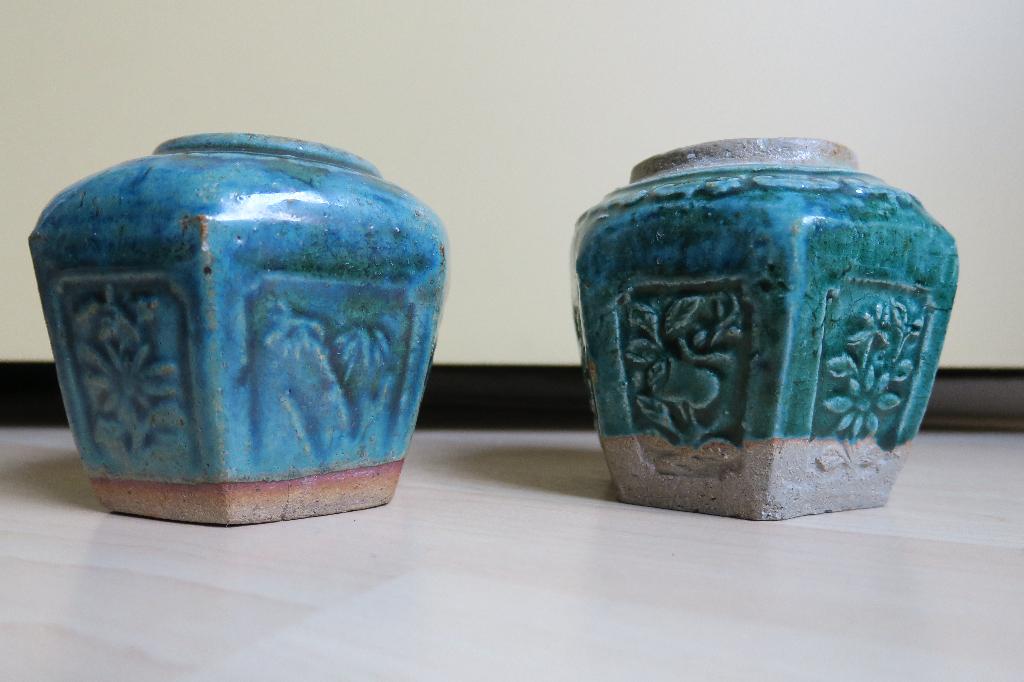 2 oude groene Chinese gemberpotten, Verzenden