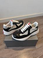 Zwarte Prada Cups met glitter detail - Maat 44, Ophalen of Verzenden, Zo goed als nieuw, Zwart, Sneakers of Gympen