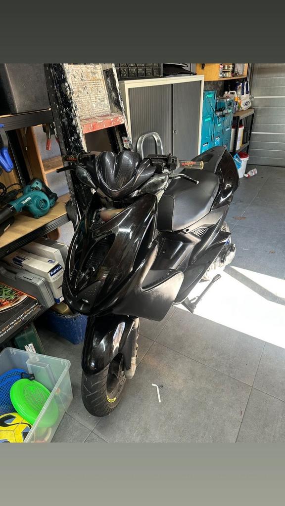 Earox 70cc brom, Ophalen, Tweetakt, Aerox, Maximaal 45 km/u