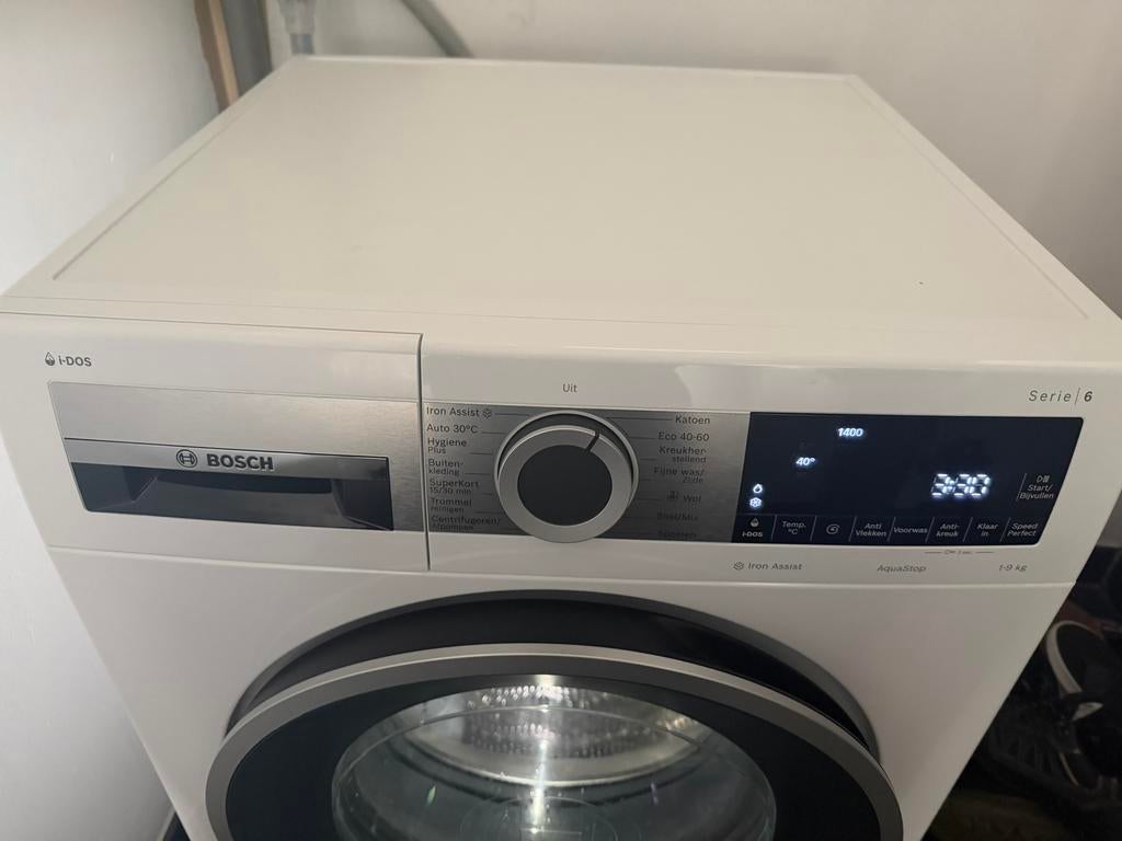 Bosch Serie 6 i-DOS Wasmachine 9kg 1400 toeren, Witgoed en Apparatuur, Wasmachines, Zo goed als nieuw, Voorlader, 8 tot 10 kg