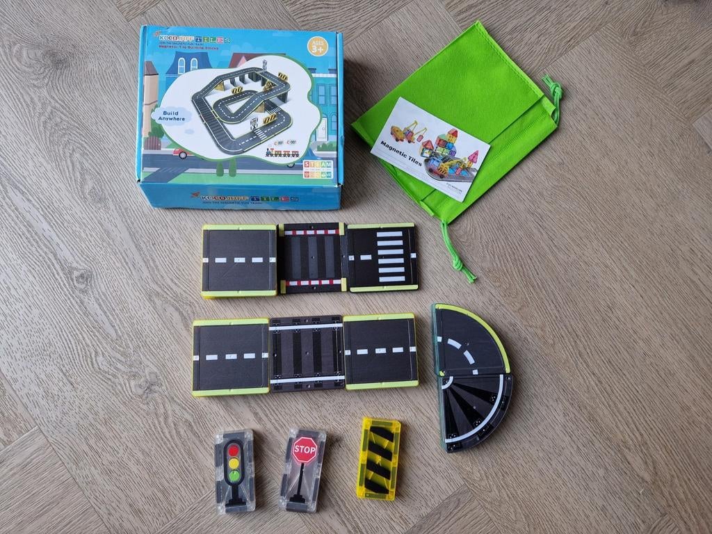 Magnetic Tiles weg & trein - 26 stuks - reisset - nieuw, Kinderen en Baby's, Speelgoed | Educatief en Creatief, Ophalen of Verzenden