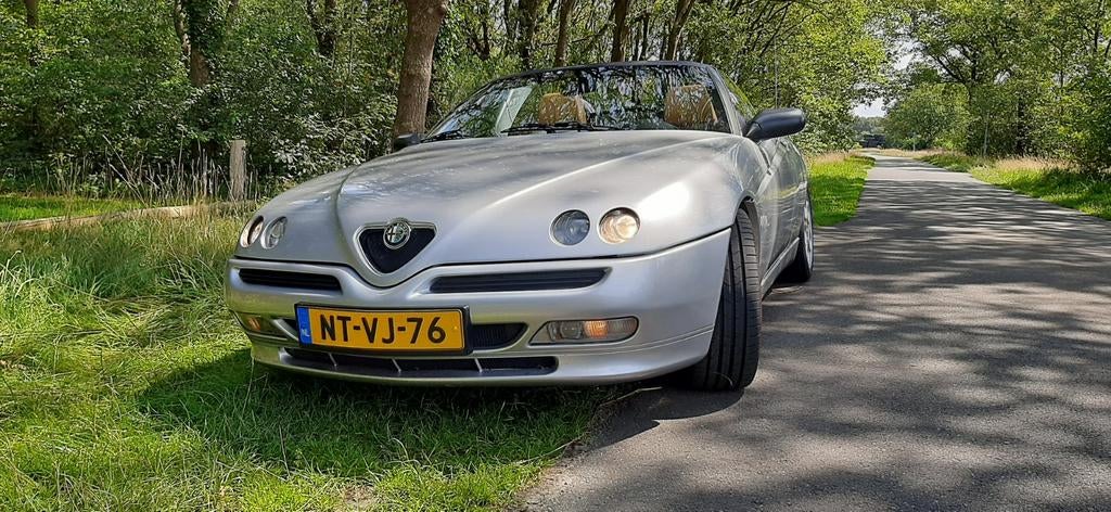 Alfa Romeo Spider 2.0 Twin Spark 16V 1996 Grijs, Auto's, Alfa Romeo, Voorwielaandrijving, Cabriolet, Spider, Origineel Nederlands