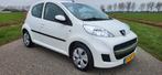 Hele Mooie Peugeot 107 1.0 12V 5DR 2011 Airco Org Nl, Euro 5, Stof, Zwart, 4 stoelen