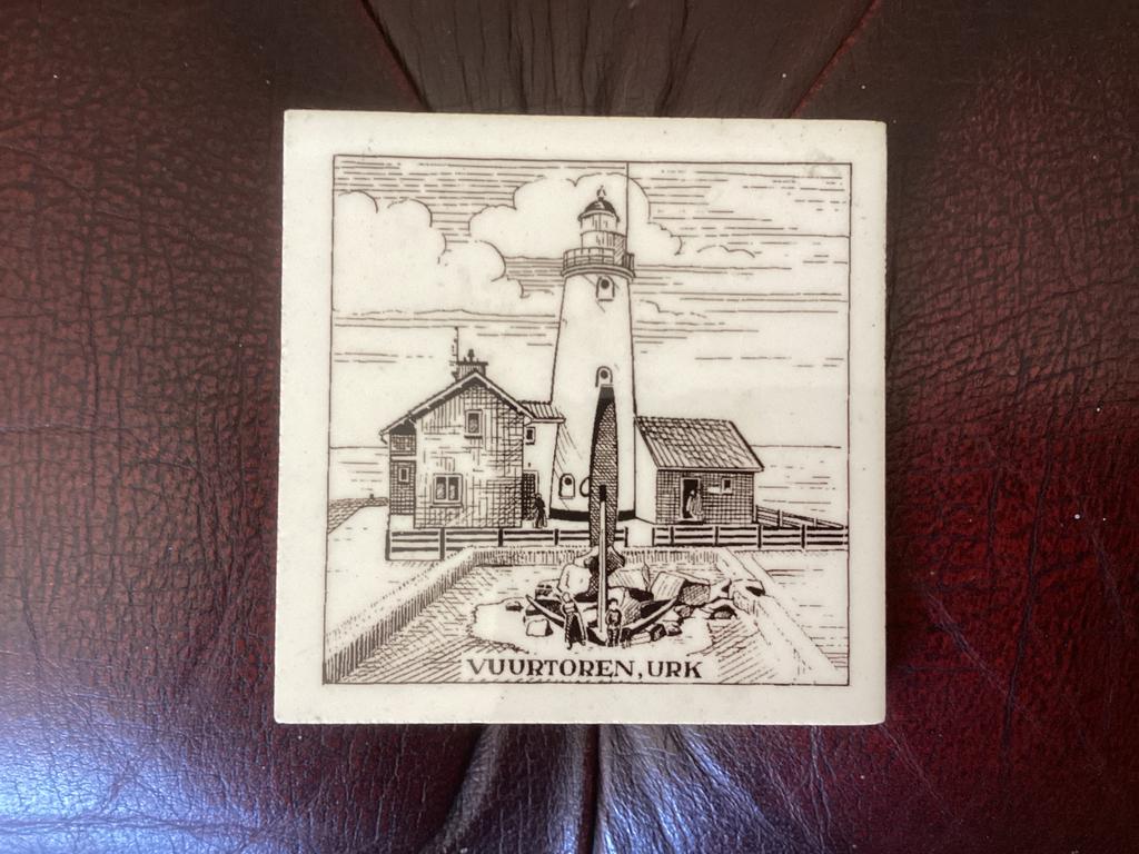 Urk vuurtoren tegel 7.5 x7.5 cm, Antiek en Kunst, Ophalen of Verzenden