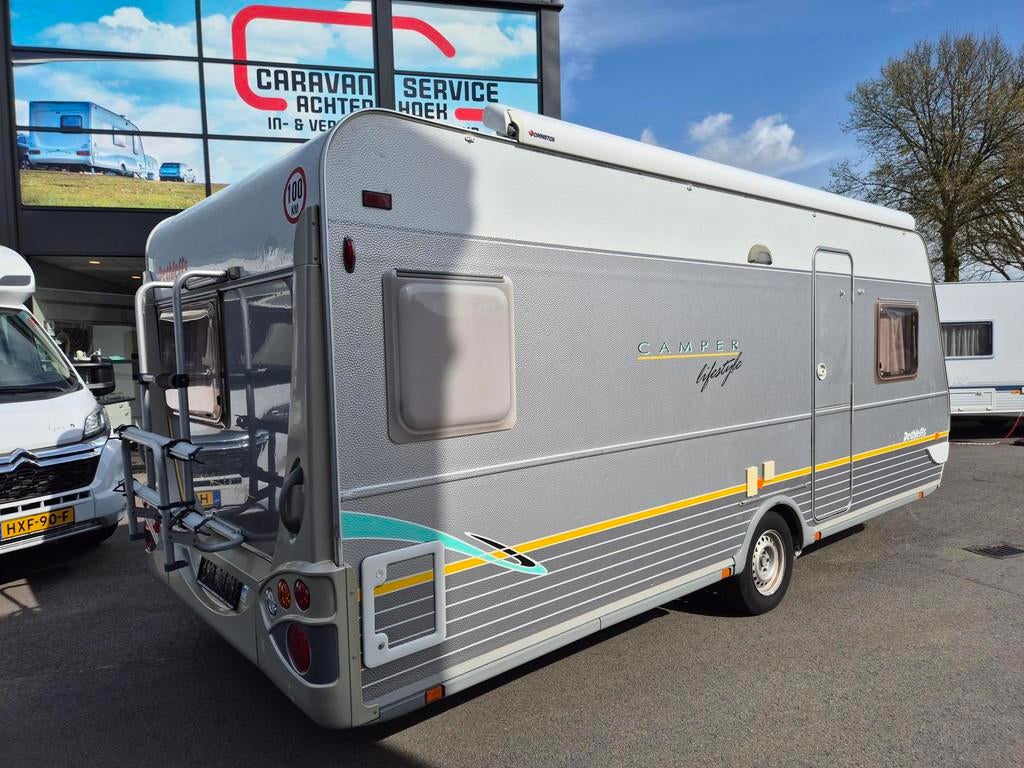 Dethleffs Camper Lifestyle 510 Frans bed, mover, luifel + VT, Caravans en Kamperen, Caravans, Rondzit, Dethleffs, Bedrijf, 5 tot 6 meter