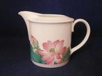 Villeroy & Boch Jade - melkkannetje met lotusbloem, Overige typen, Ophalen of Verzenden, Zo goed als nieuw, Overige stijlen