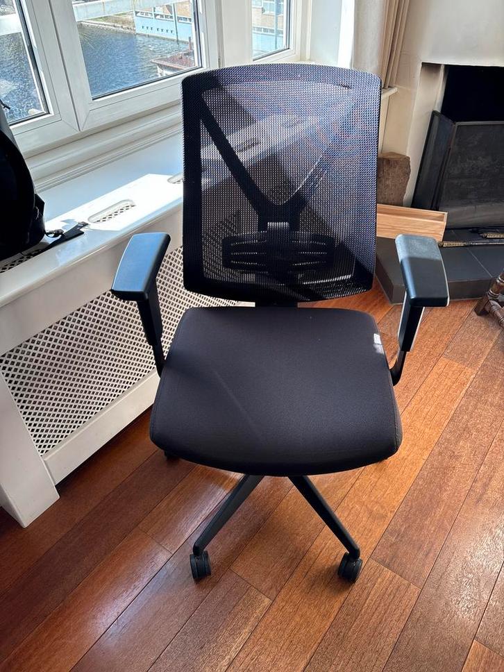 Realspace bureaustoel, Huis en Inrichting, Bureaustoelen, Gebruikt, Bureaustoel, Zwart, Ergonomisch, Ophalen