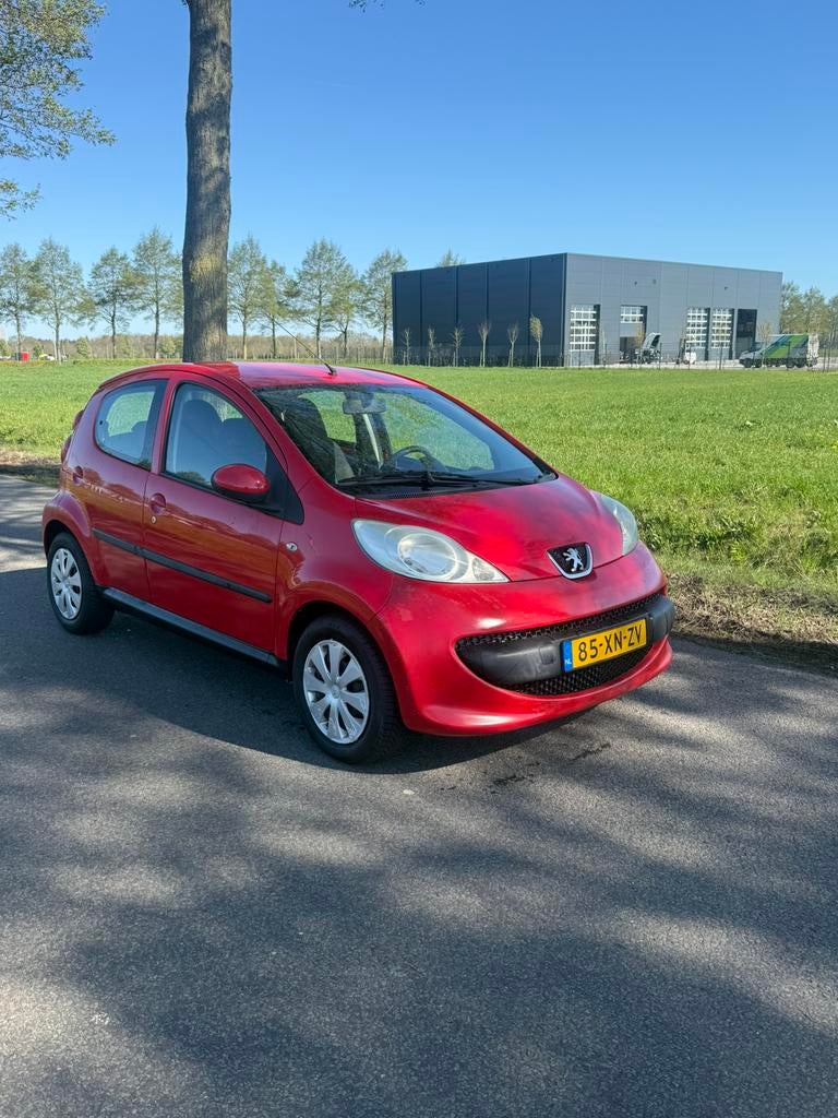 Peugeot 107 1.0 12V 5DR 2007 Rood, Voorwielaandrijving, 4 stoelen, 68 pk, Origineel Nederlands