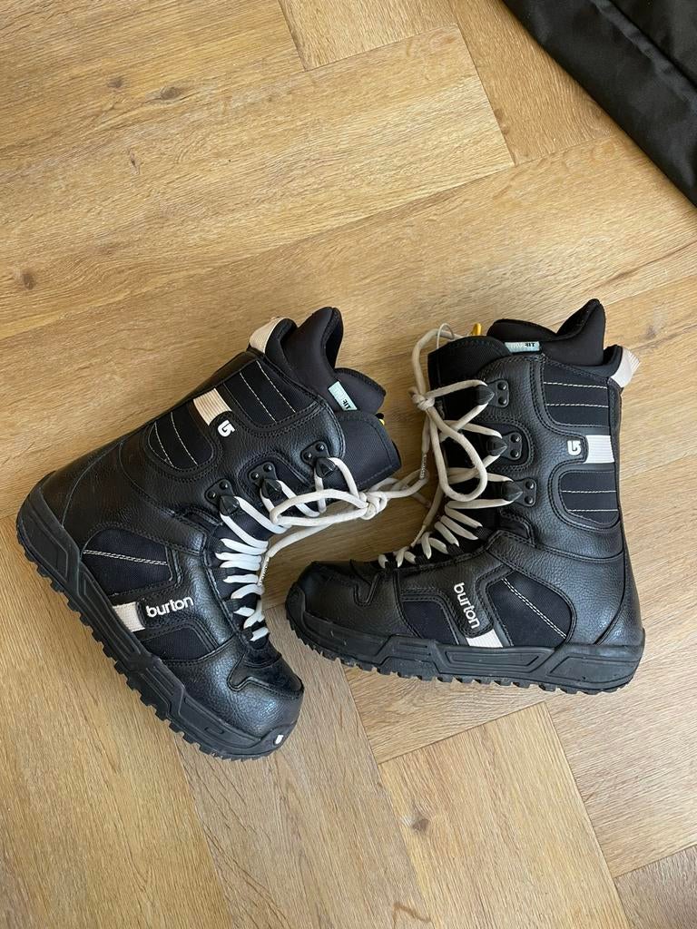 Snowboard schoenen, Sport en Fitness, Snowboarden, Ophalen of Verzenden, Gebruikt, Schoenen