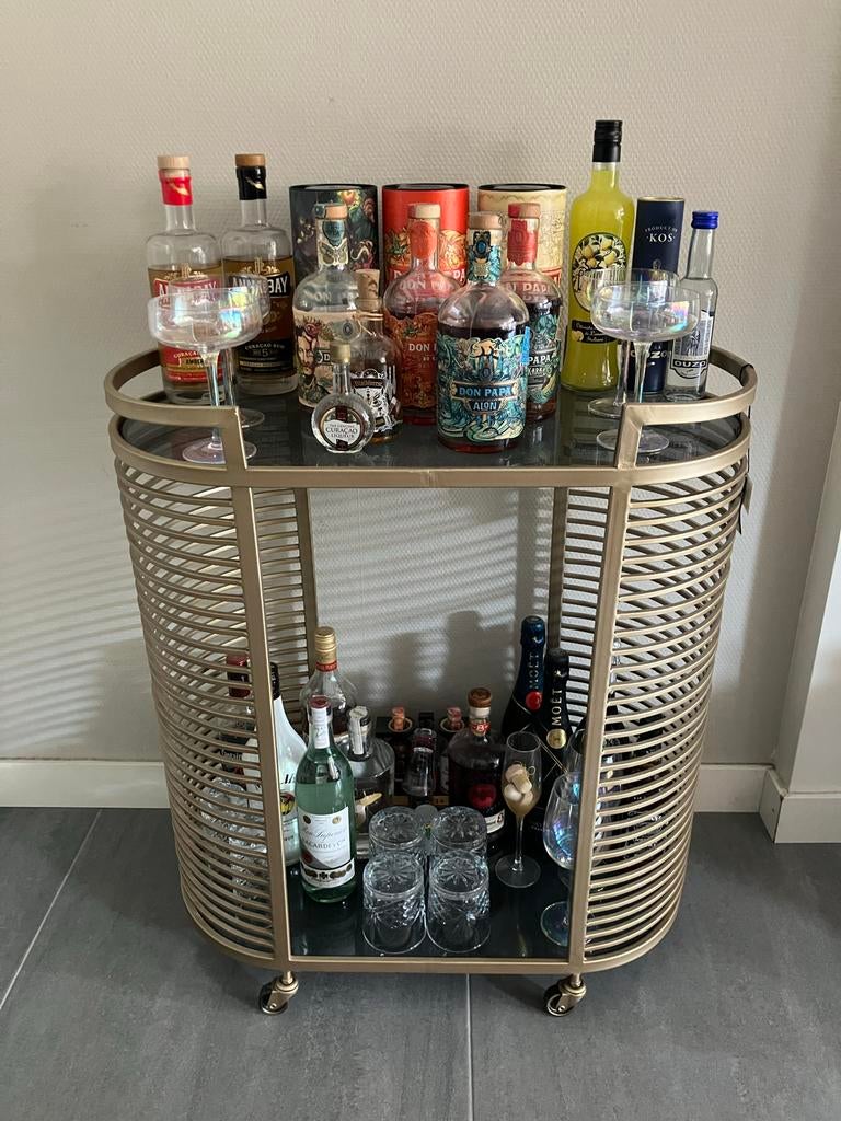 Z.g.a.n. Riverdale Butlertray Gold 80cm (bijzettafel), Ophalen, Metaal of Aluminium, 55 tot 75 cm, Zo goed als nieuw