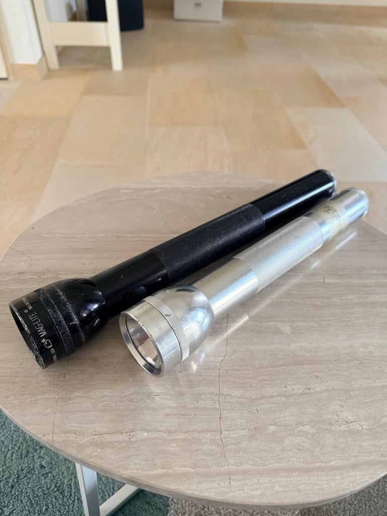2 originele Maglite zaklampen, Ophalen of Verzenden, Gebruikt, Batterij