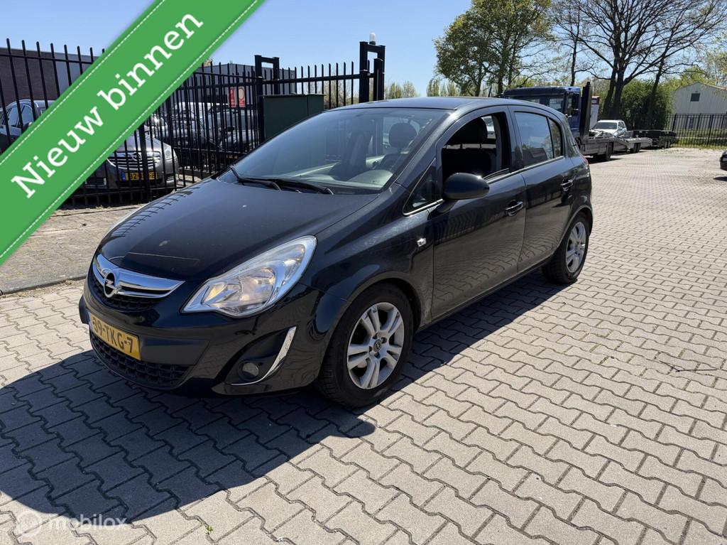 Opel Corsa 1.3 CDTi EcoFlex S/S Cosmo, Auto's, Voorwielaandrijving, Euro 5, Gebruikt, Zwart