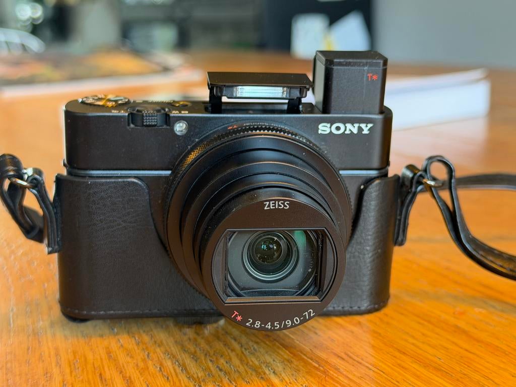 Sony DSC-RX100 VII met leren case en handboek, Compact, Ophalen of Verzenden, Zo goed als nieuw, Sony
