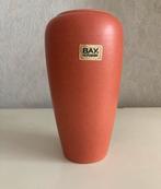 Vaas van Bay Keramik, Overige kleuren, Aardewerk of Porselein, Ophalen of Verzenden, Zo goed als nieuw