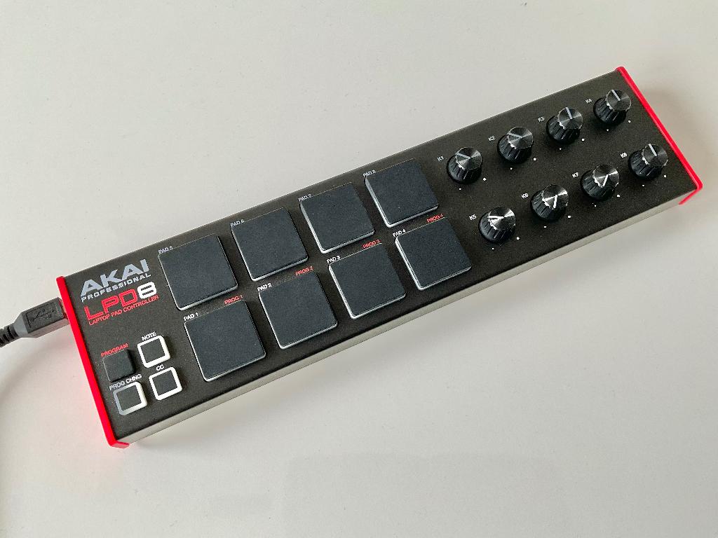 AKAI Professional LPD8 MKII - als nieuw!, Ophalen of Verzenden, Zo goed als nieuw