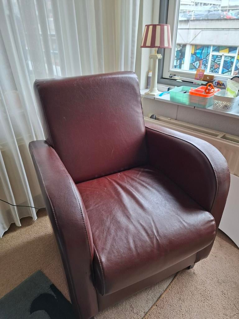 GRATIS !! Comfortabele leren fauteuil, Huis en Inrichting, Fauteuils, Gebruikt, Klassiek, Comfortabel, Ophalen of Verzenden, 75 tot 100 cm