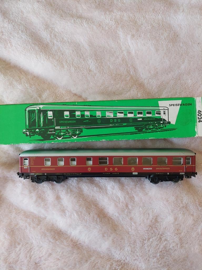 Märklin H0 scale DSG dining car (Speisewagen), Hobby en Vrije tijd, Modeltreinen | H0, Gebruikt, Gelijkstroom, Wagon, Ophalen of Verzenden
