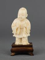 Een zeldzaam ivoren Budai-kind - Met CITE certificaat, Ophalen of Verzenden