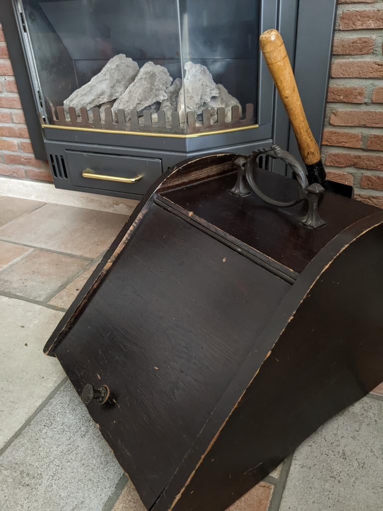 Antieke houten kolenbak met schep, Ophalen, Gebruikt, Vrijstaande haard, Overige soorten