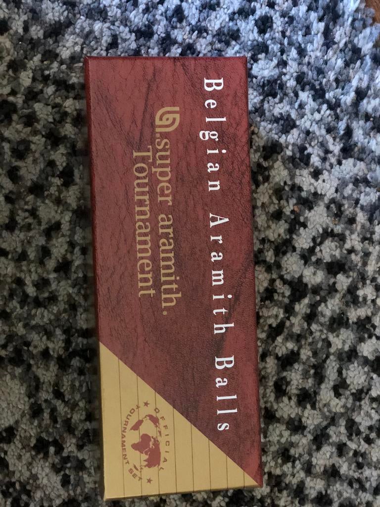 Biljartballen. Aramith, Ophalen of Verzenden, Zo goed als nieuw, Keu of Ballen