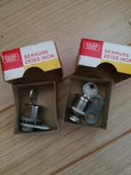 2 Zeiss ikon sloten, Ophalen, Slot