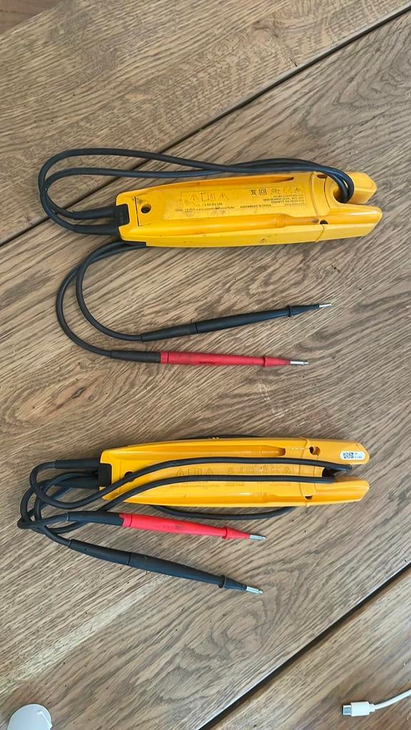 Fluke t-5 600 per stuk 140,-, Doe-het-zelf en Verbouw, Meetapparatuur, Ophalen of Verzenden, Zo goed als nieuw, Multimeter