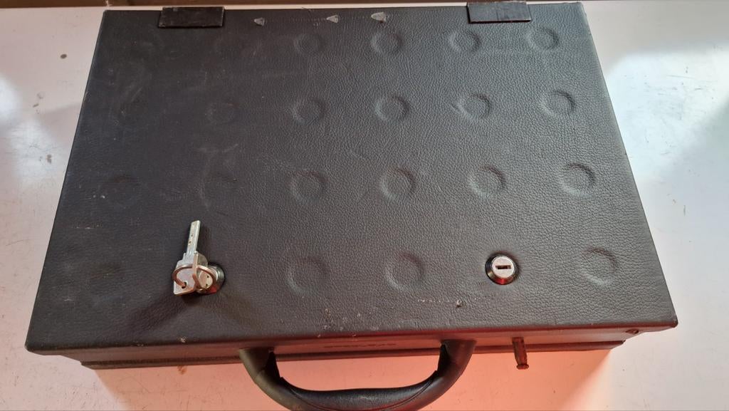 Steelbag beveiligingskoffer met 10mm kabel, Gebruikt, Slot, Minder dan 50 cm, Ophalen of Verzenden