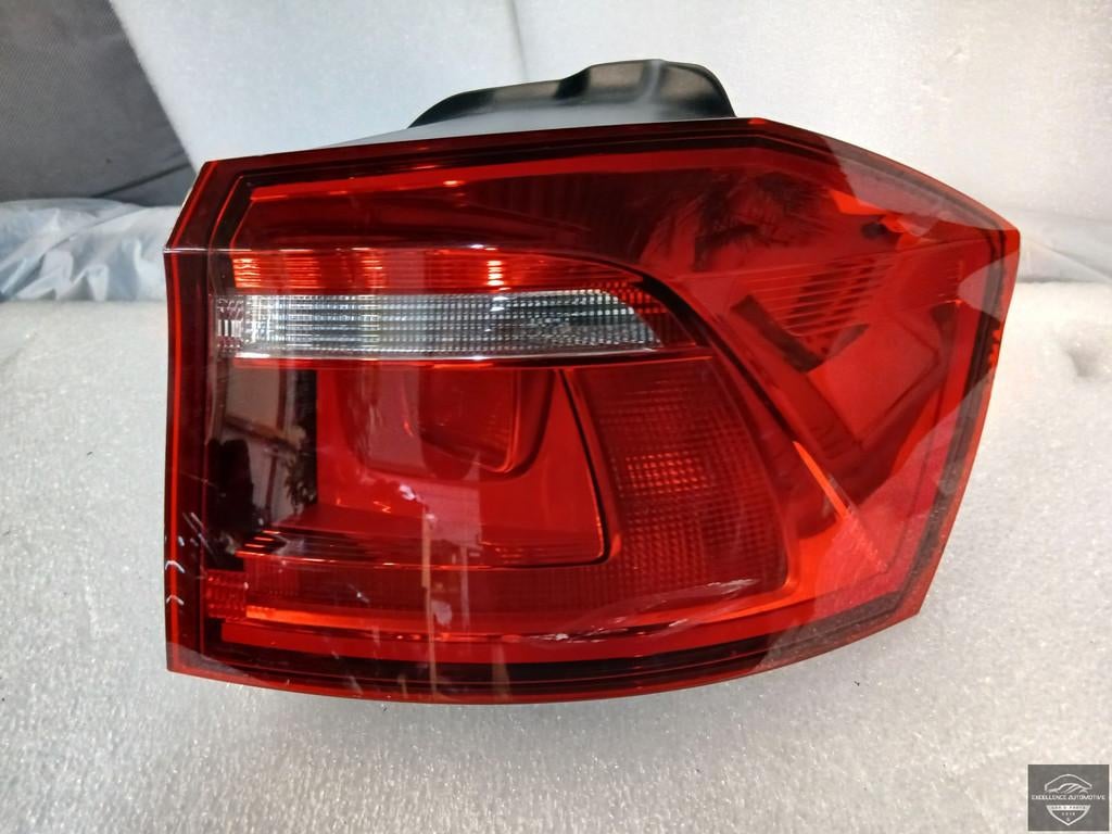 VW Golf 7 Sportsvan 2014-2017 Achterlicht Rechts 510945096R, Gebruikt, Volkswagen, Volkswagen AG, Berliner Ring 2
38440  Wolfsburg, DE