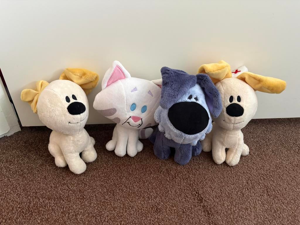 Woezel en Pip en Buurpoes knuffel, Ophalen of Verzenden, Zo goed als nieuw, Hond