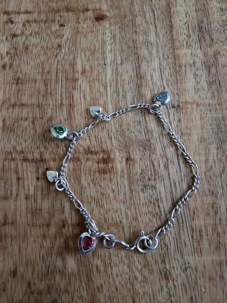 Zilveren armband met hartjes en gekleurde steentjes, Ophalen of Verzenden, Zo goed als nieuw, Zilver, Zilver