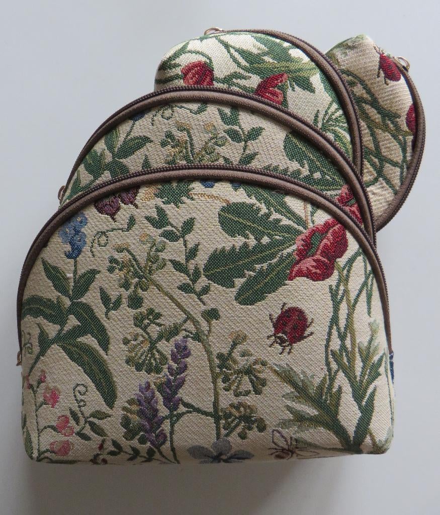 Tasjes set 4 stuks met rits., Sieraden, Tassen en Uiterlijk, Tassen | Damestassen, Ophalen, Nieuw, Overige kleuren, Handtas